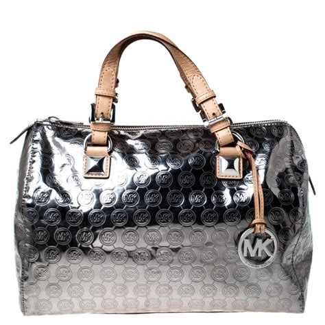 henkeltasche michael kors|Michael Kors silver satchel handbag.